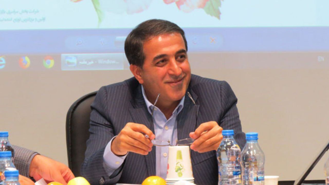 بازار روسیه تشنه محصولات لبنی ایران است/ سدهای داخلی در برابر توسعه تولید و صادرات/ مسئولان ما را باور داشته باشند/ هزینه واردات مکمل‌های غذایی صرف توسعه تولید شیر شود