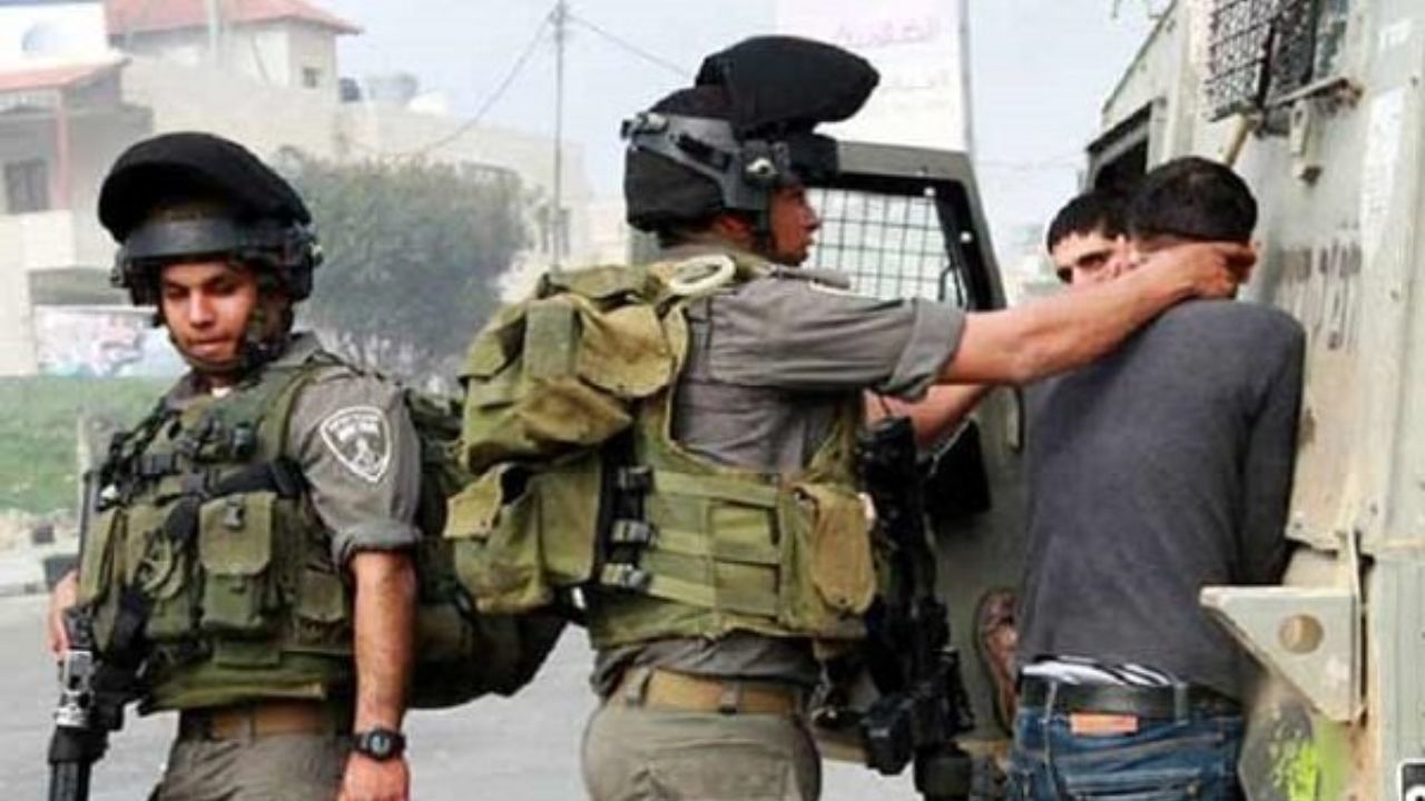 بازداشت فلسطینیان در کرانه باختری توسط صهیونیست‌ها