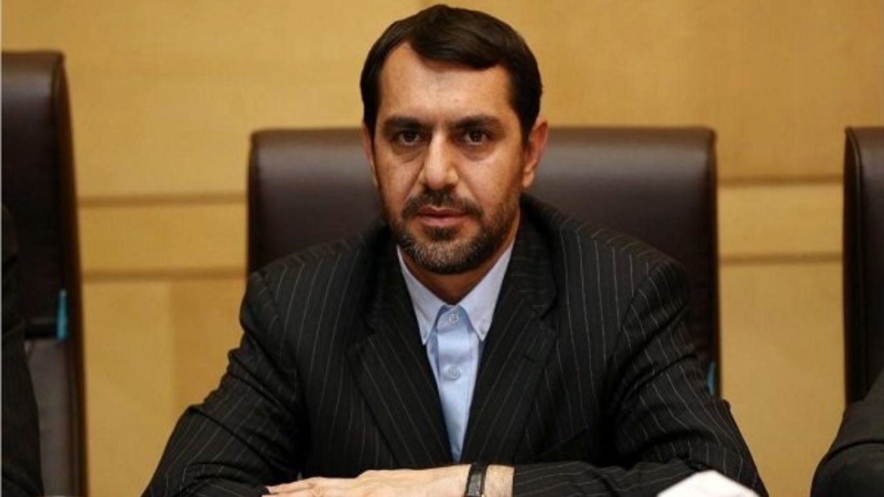 بانک ها بخشودگی سود و جریمه وام های 100 میلیونی را به پایان سال موکول نکنند