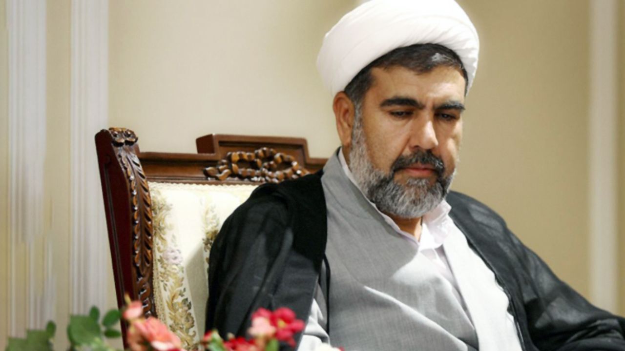 تسامح در مبارزه با فساد همدستی با فاسدان است/ مسئولی که چشم خود را به روی فساد ببندد از مفسد بدتر است/ مفسد اقتصادی همیشه در دولت جای پا پیدا می‌کند
