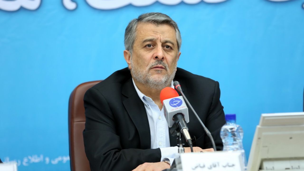 تقدیر از پیشکسوتان در روز ملی صنعت و معدن