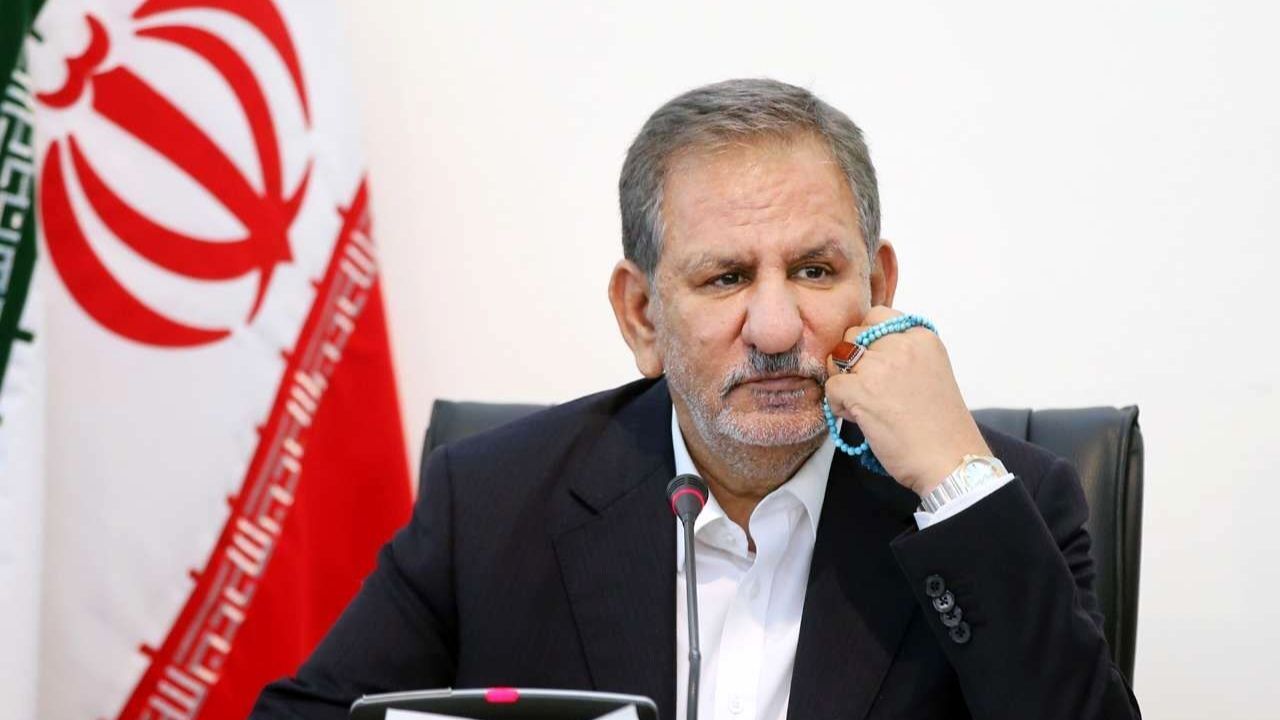 کاهش هزینه‌ها در شرایط کنونی اجتناب‌ناپذیر است/ بودجه دولت در تنگنا و محدودیت قرار دارد/نیازمند جراحی اقتصادی هستیم/ بهترین فرصت در اختیار سازمان برنامه‌وبودجه برای کاهش اتکا بودجه به نفت است