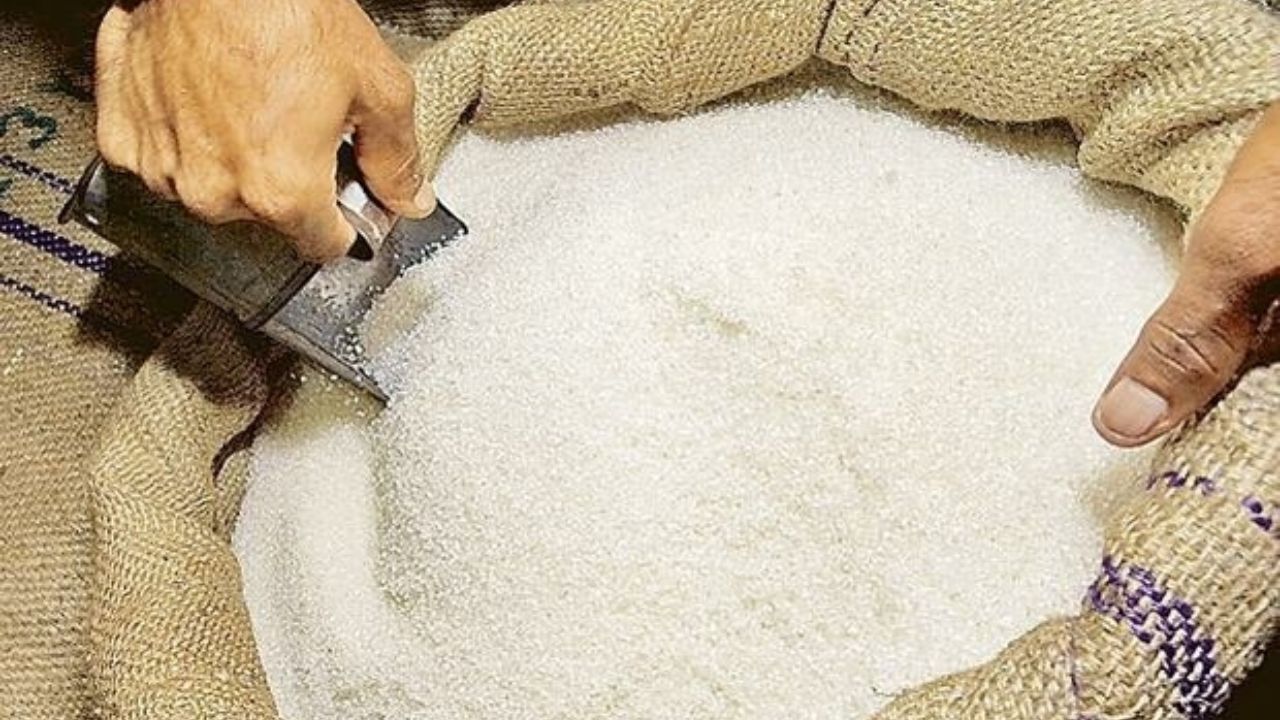صادرات شکر دولتی در قالب آب‌نبات، کار اعضای ما نیست