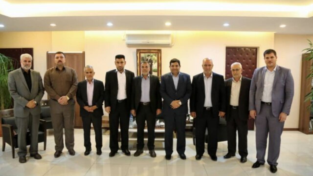 دیدار چند تن از فرماندهان حشدالشعبی با رئیس ستاد اجرایی فرمان حضرت امام(ره)