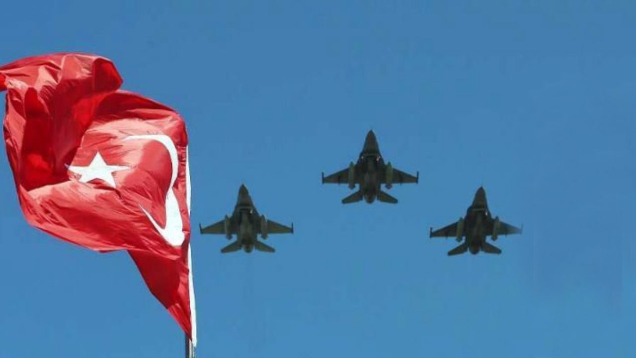 ارتش ترکیه مواضع پ.ک.ک در شمال عراق را بمباران کرد