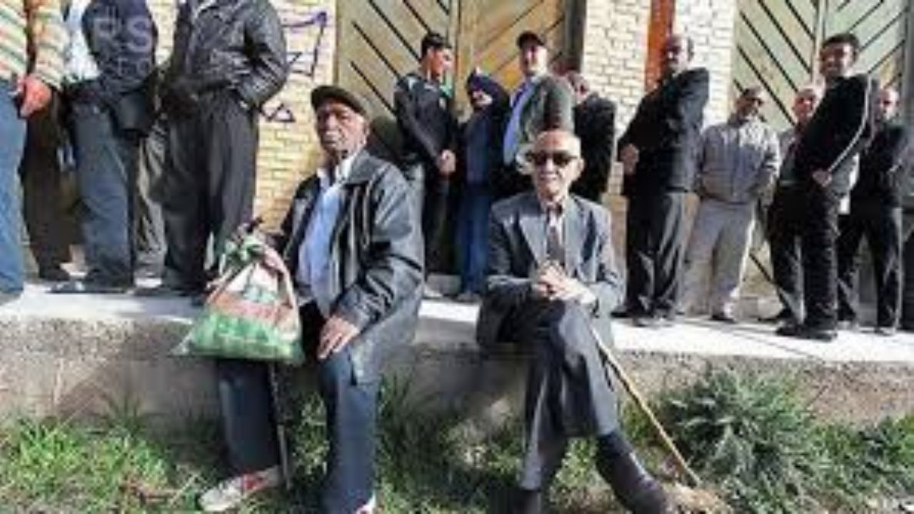 بازنشسته بعداز 30 سال کار به فردا اطمینان ندارد/ چرا بازنشستگان هیچ نماینده‌ای در هیأت مدیره سازمان تأمین اجتماعی ندارند؟!/ مطالبه‌گریِ صد درصد صنفی از طریق تشکل‌های مستقل جواب می‌دهد