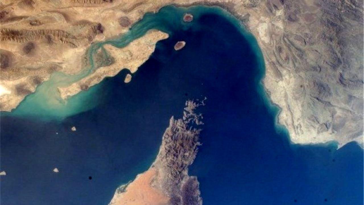 بستن تنگه هرمز برای ایران آسان است