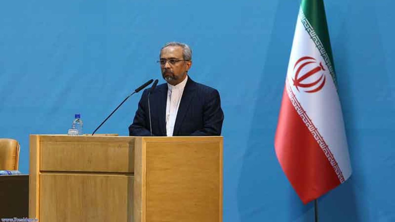 بروکراسی های اداری و کاغذ بازی‌ها سدی مقابل تحقق رونق تولید