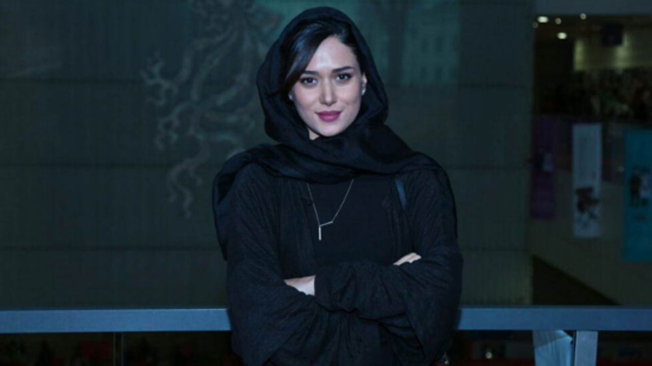 پریناز ایزدیار در «سه کام حبس» سالور