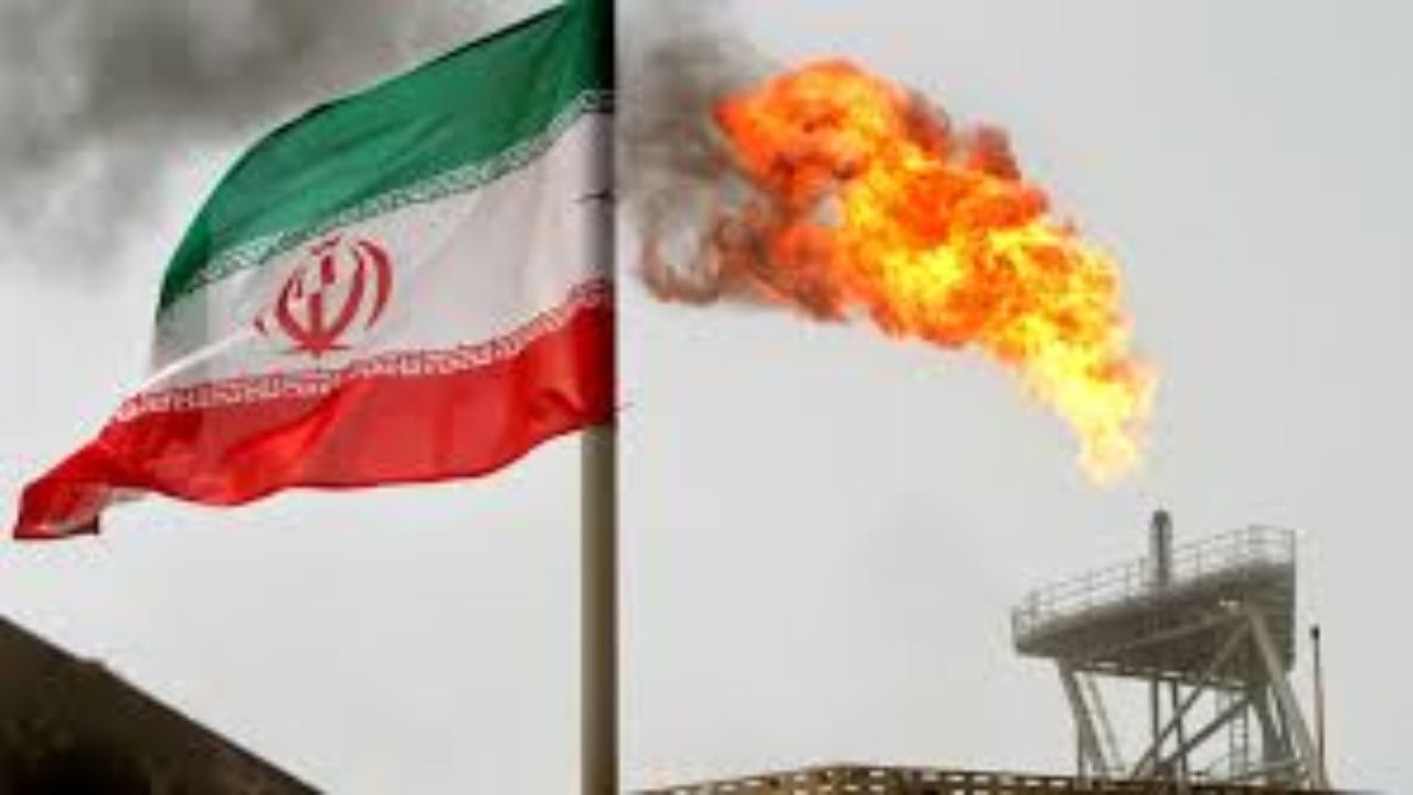 دولت می‌تواند فروش روزانه نفت را به 300 هزار بشکه برساند؟