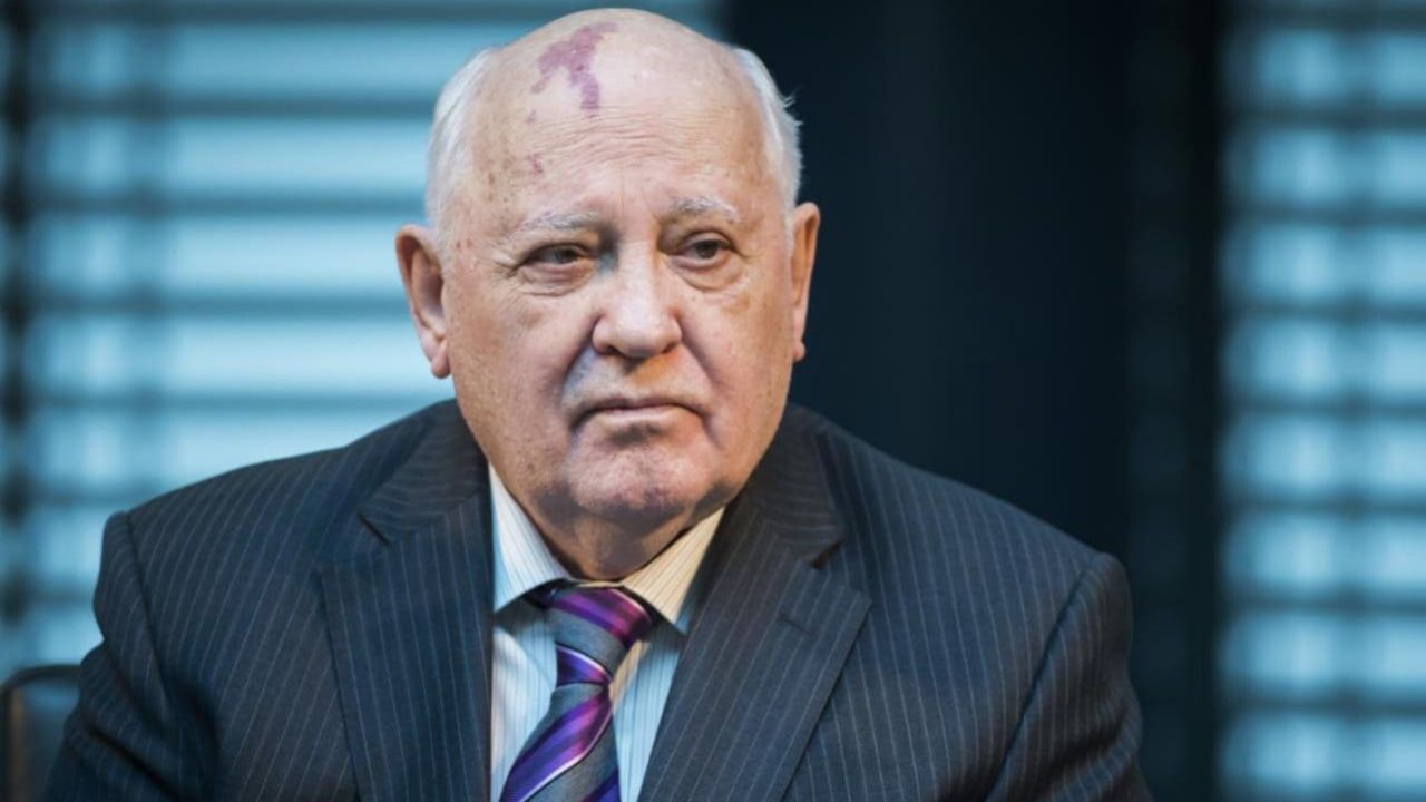 گورباچف نسبت به ایجاد هرج‌و‌مرج با خروج آمریکا از آی‌ان‌اف هشدار داد