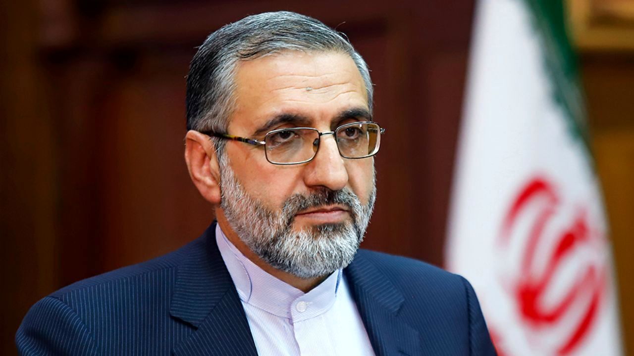 سعید ملک‌پور محکوم به حبس ابد از مرز خارج شده است