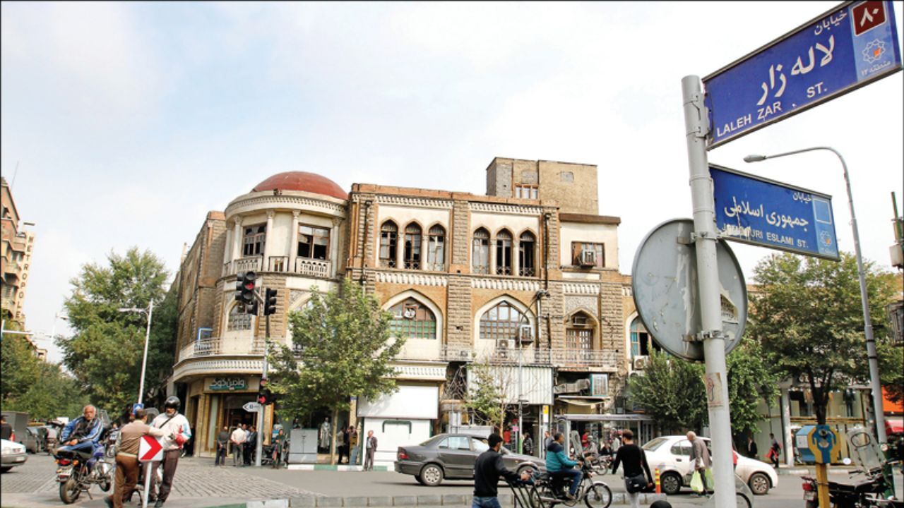 دریافت طرح بازسازی رایگان ساختمان‌های خیابان لاله زار