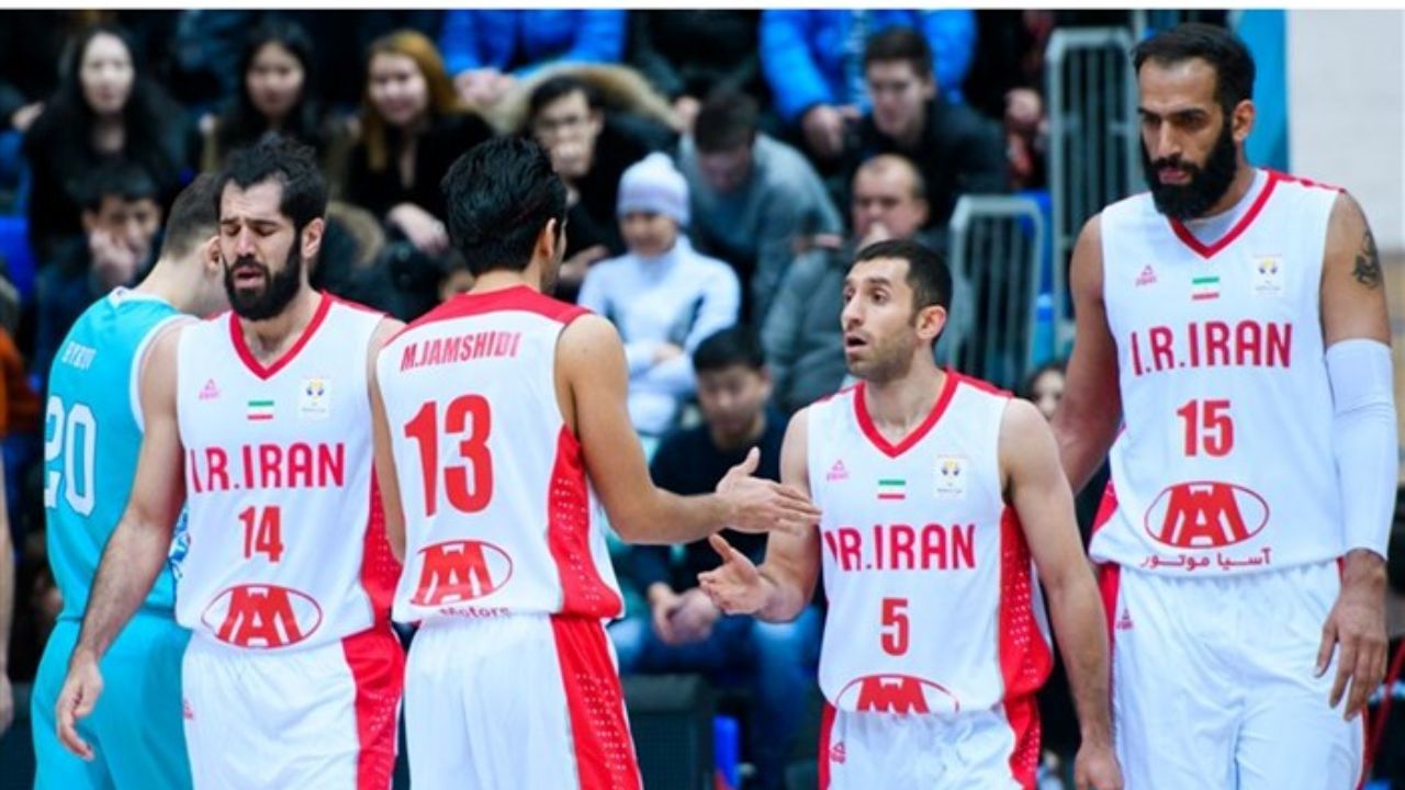 تیم ملی بسکتبال ایران به یونان رفت