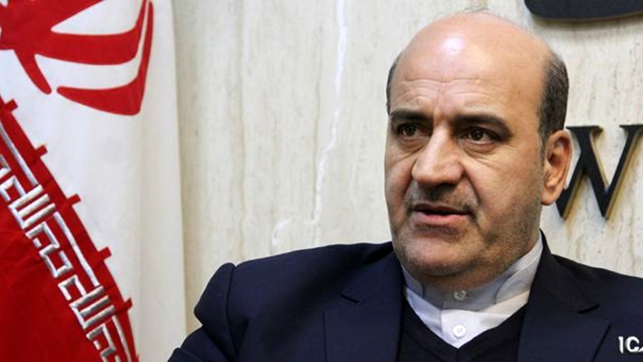 تامین اجتماعی برای ثبات باید از سیاسی‌کاری دوری کند/ از سازمانی که نیمی از جمعیت کشور را تحت پوشش دارد باید حمایت کرد