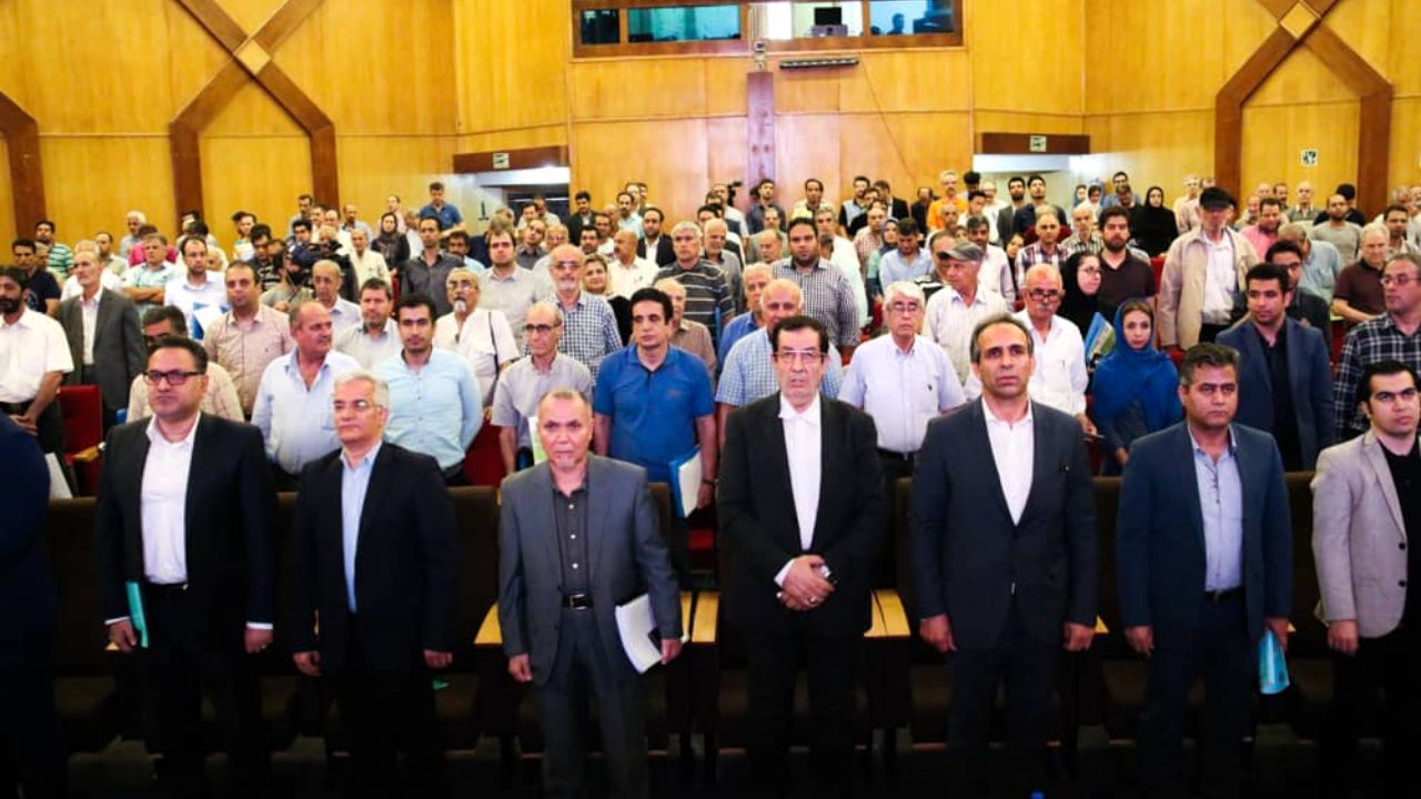 قیمت مواد اولیه را بالا نبردیم/ سیستان، بهشت معادن است