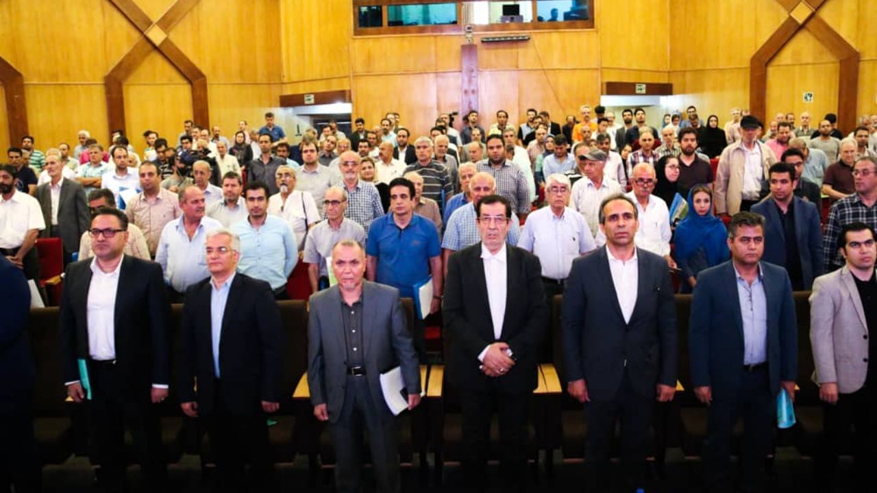 قیمت مواد اولیه را بالا نبردیم/ سیستان، بهشت معادن است