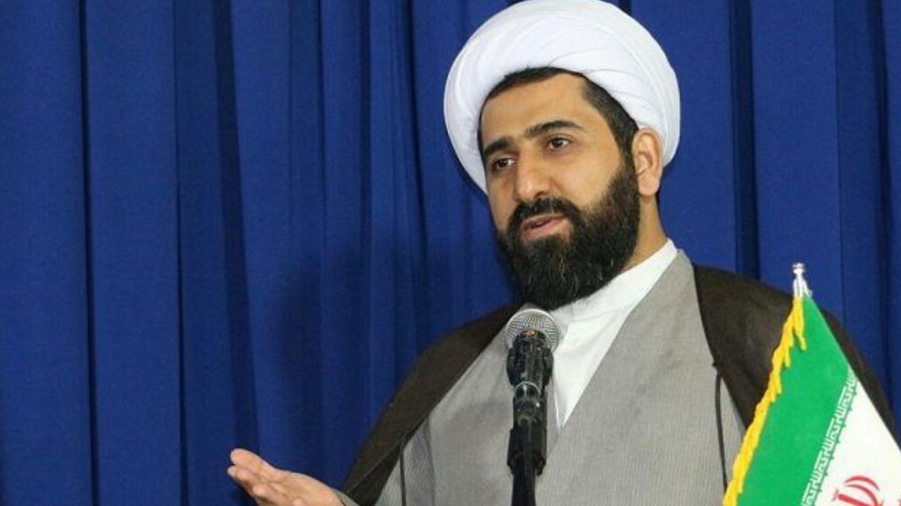 آیا شهید رجایی ماشین لوکس سوار می‌شد؟/ روح اشرافیگری برخی مسئولان اصلا پذیرفتنی نیست/ پدیده چادرخوابی، ماشین‌خوابی و زمین اجاره‌ای را به مسئولان تبریک عرض می‌کنیم