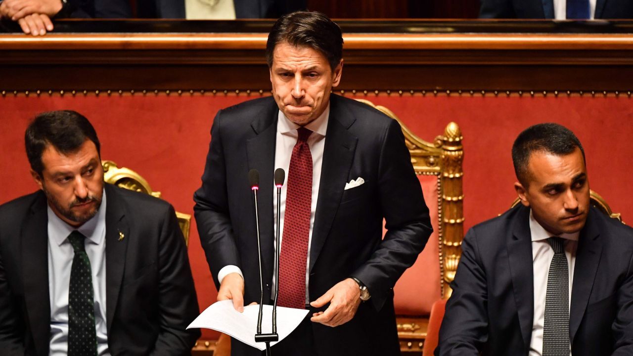 دولت ایتالیا سقوط کرد