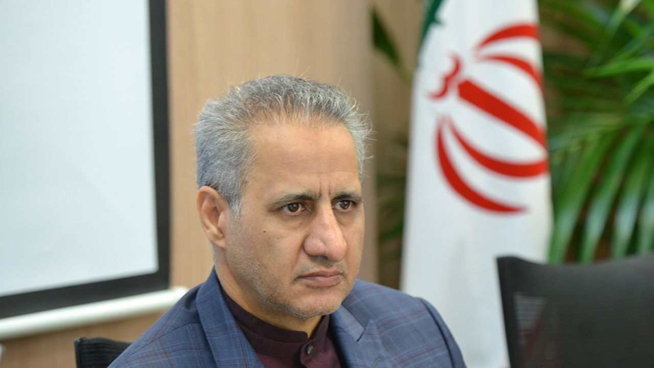 استراتژی تاجران ایرانی نسبت به عراق باید تغییر کند/ روزانه سه هزار کامیونی ایرانی به عراق کالا حمل می‌کند