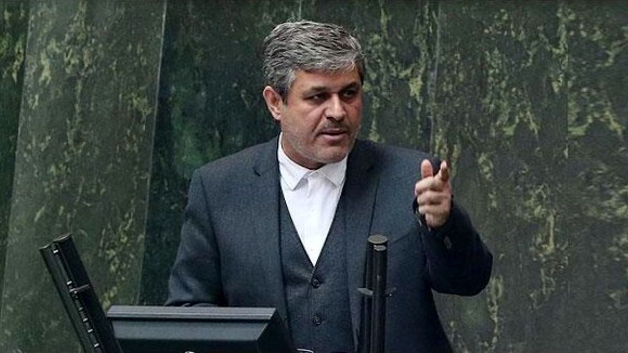 1200 میلیارد تومان فرار مالیاتی داریم/ معافیت های مالیاتی حذف نمی‌شوند/ دولت به زودی لایحه ساماندهی مالیاتی را به مجلس تقدیم می‌کند