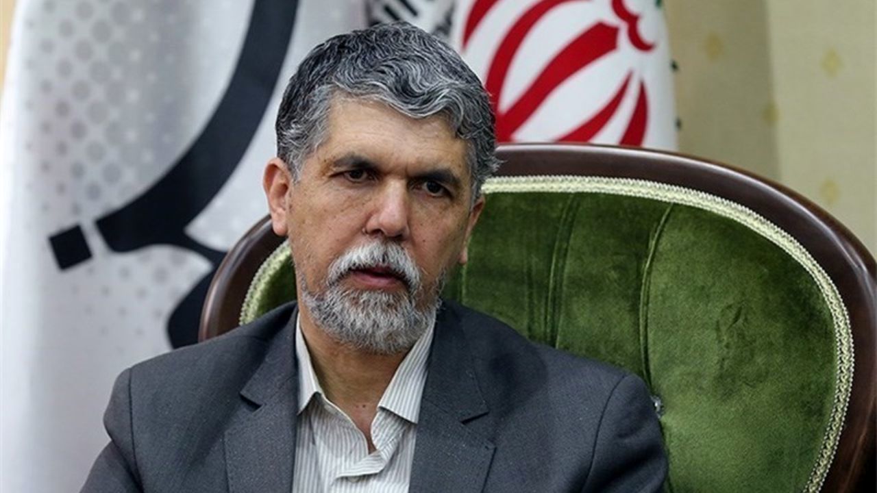 مجوز واردات کاغذ به افراد بیشتری تعلق می‌گیرد
