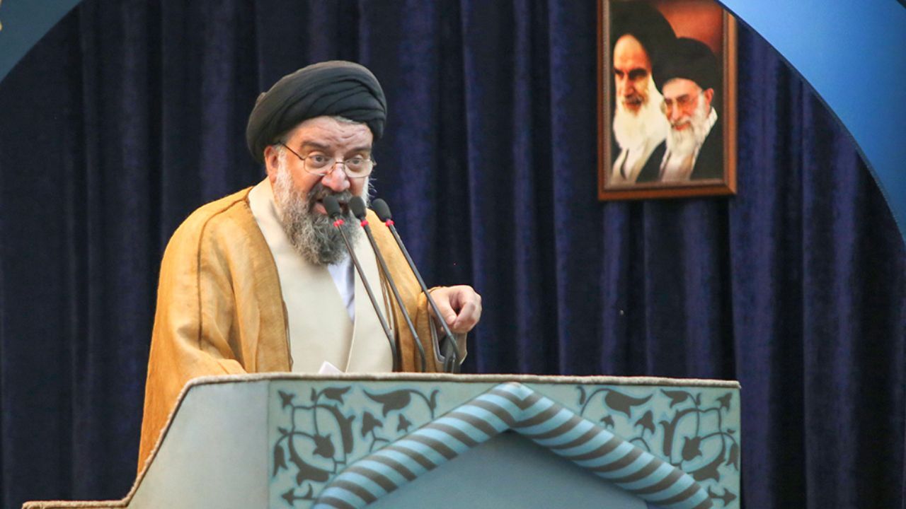 مذاکره با عهدشکنان نابخردی است/ مومن از یک سوراخ دوبار گزیده نمی‌شود/ مسئولان طوری حرف بزنند که دشمن از آن سوژه نگیرد/ آمریکا آرزوی مذاکره با ما را به گور ببرد