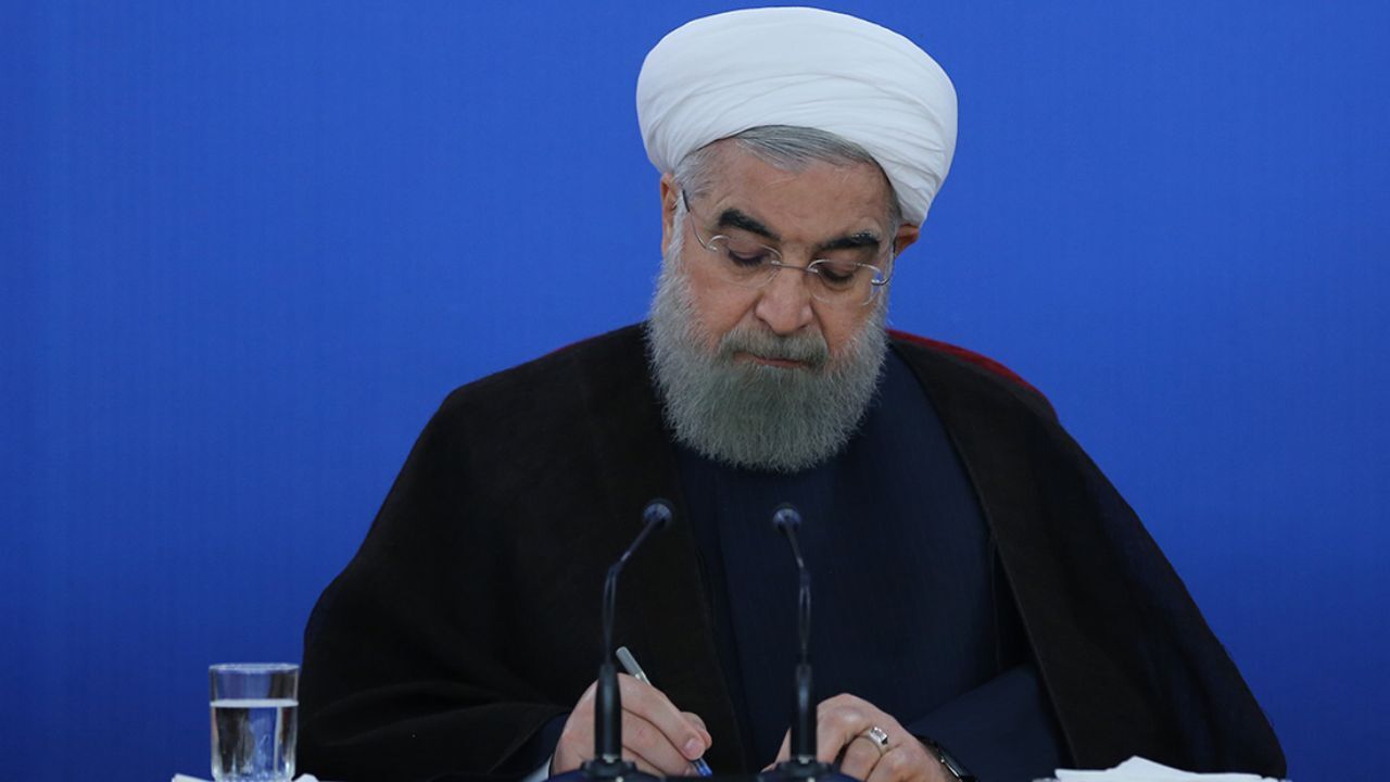 روحانی یک قانون مصوب مجلس را برای اجرا ابلاغ کرد