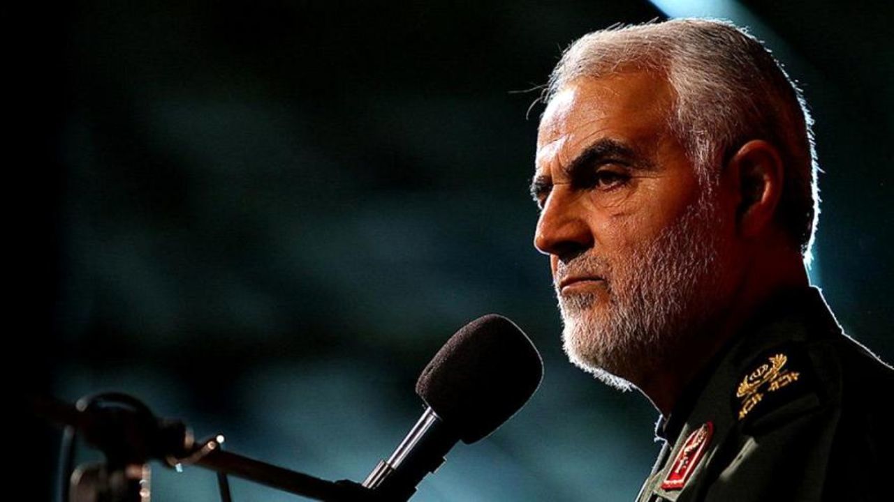حضور قاسم سلیمانی در حرم امام حسین(ع) + ویدئو