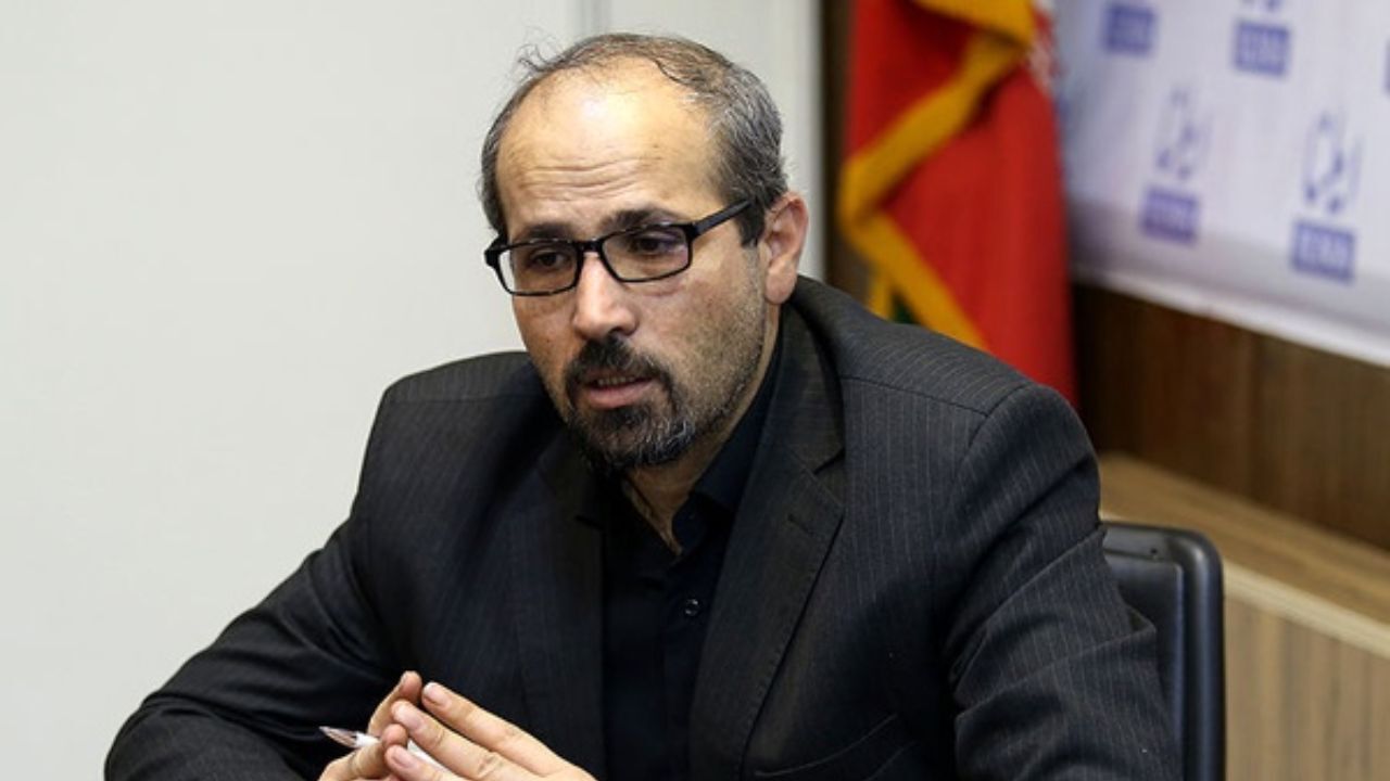 از ترمیم دستمزد نمی‌گذریم/ وقت‌کشی می‌کنند!