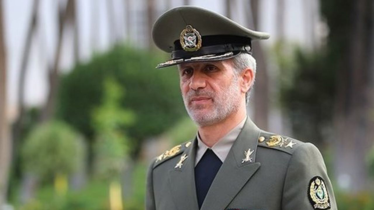دستور وزیر دفاع برای پیگیری مشکلات یک شرکت دانش بنیان