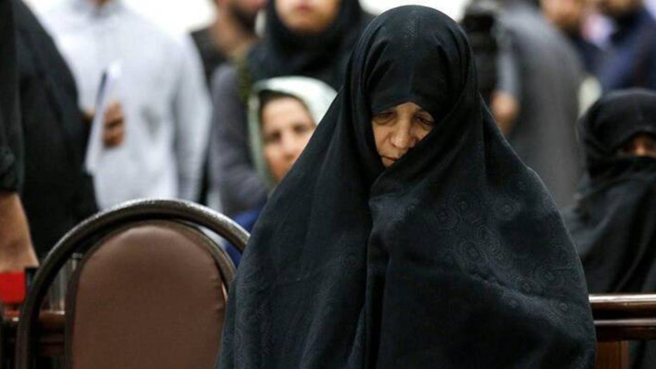 چرا شبنم نعمت زاده با چادر در دادگاه حاضر شد؟