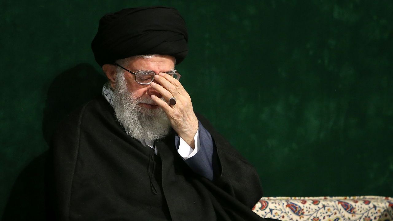 بیانات منتشرنشده 46 سال قبل رهبر انقلاب + ویدئو