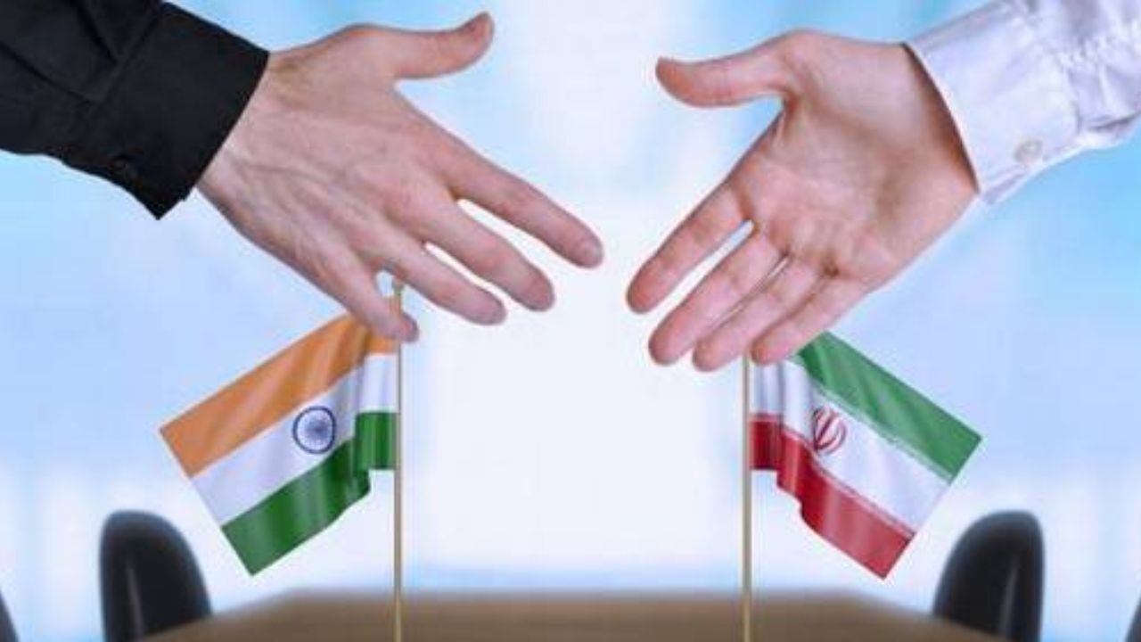 مواضع ما و آمریکا در خصوص ایران متفاوت است