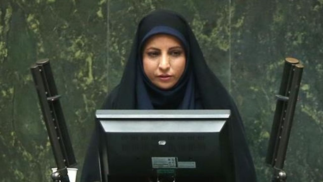 بیمه اجباری به عنوان یک التزام در نظر گرفته شود/ لزوم حذف یارانه افراد پردرآمد جهت تامین اعتبار طرح های کشور / لزوم برنامه ریزی دقیق اجرایی شدن بیمه اجباری