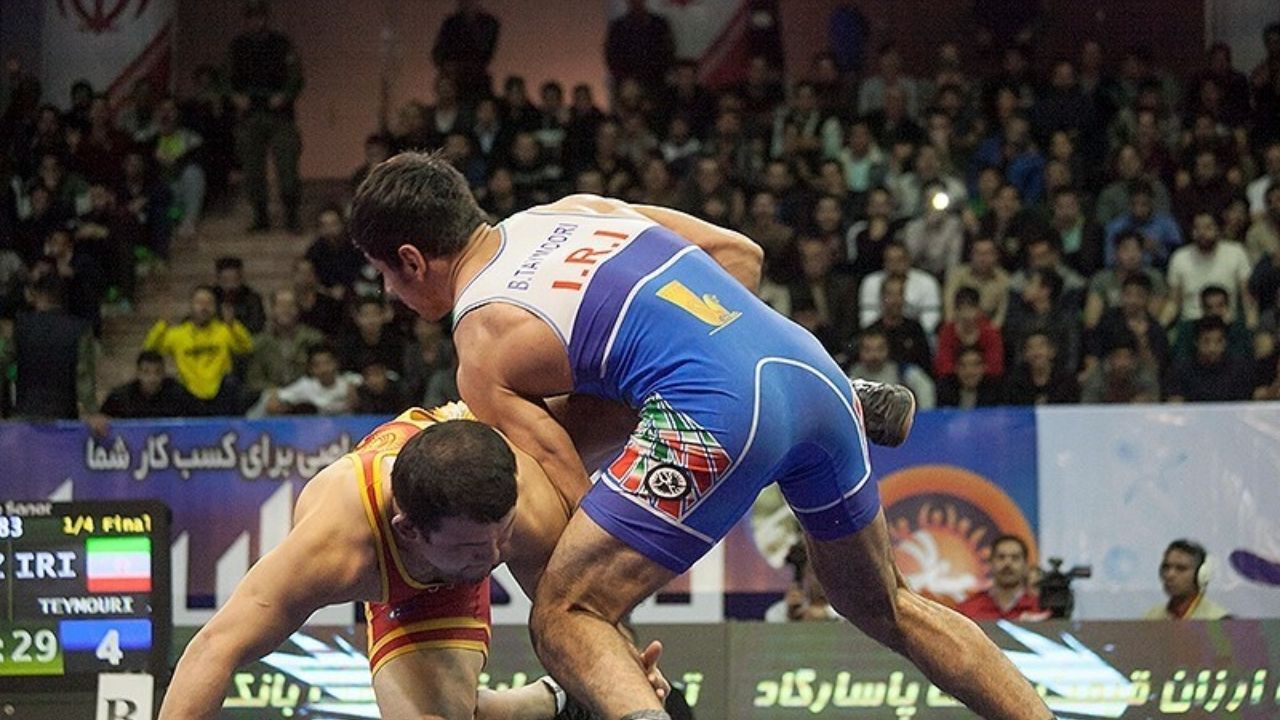 نیمه‌نهایی کشتی آزاد بیرجند