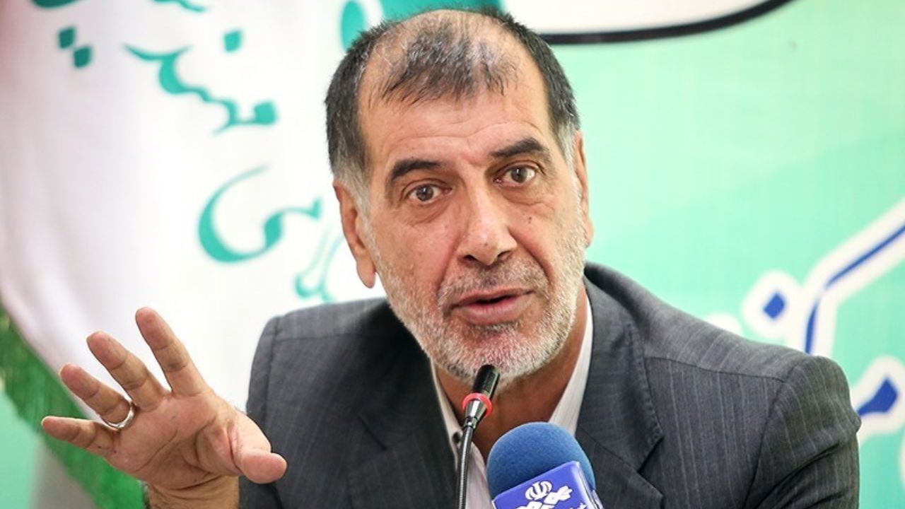 طومار کارهای زمین مانده در نفت از کارهای انجام شده بلندتر است/ شبانه‌روز 5.5 میلیون بشکه نفت و گاز آتش می‌زنیم/ همه جناح‌ها رسوبات تفکرات کمونیستی دارند