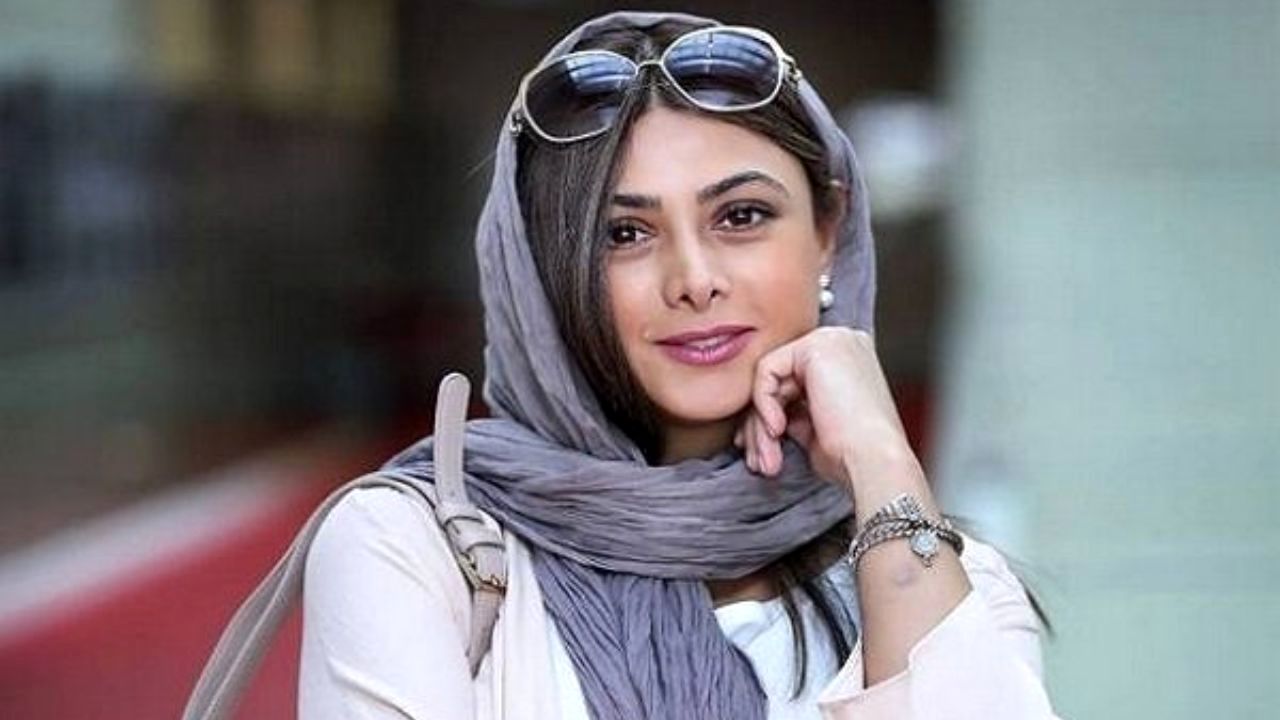 آزاده صمدی با نمایش «آن دیگری» به روی صحنه می‌رود