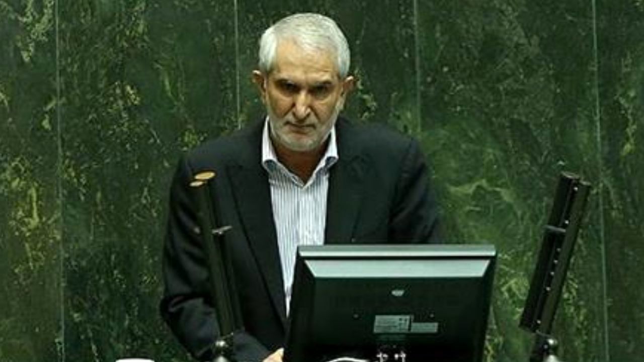 تذکرات امیری خامکانی به دولت در خصوص تامین آب شرب مردم شهرستان زرند