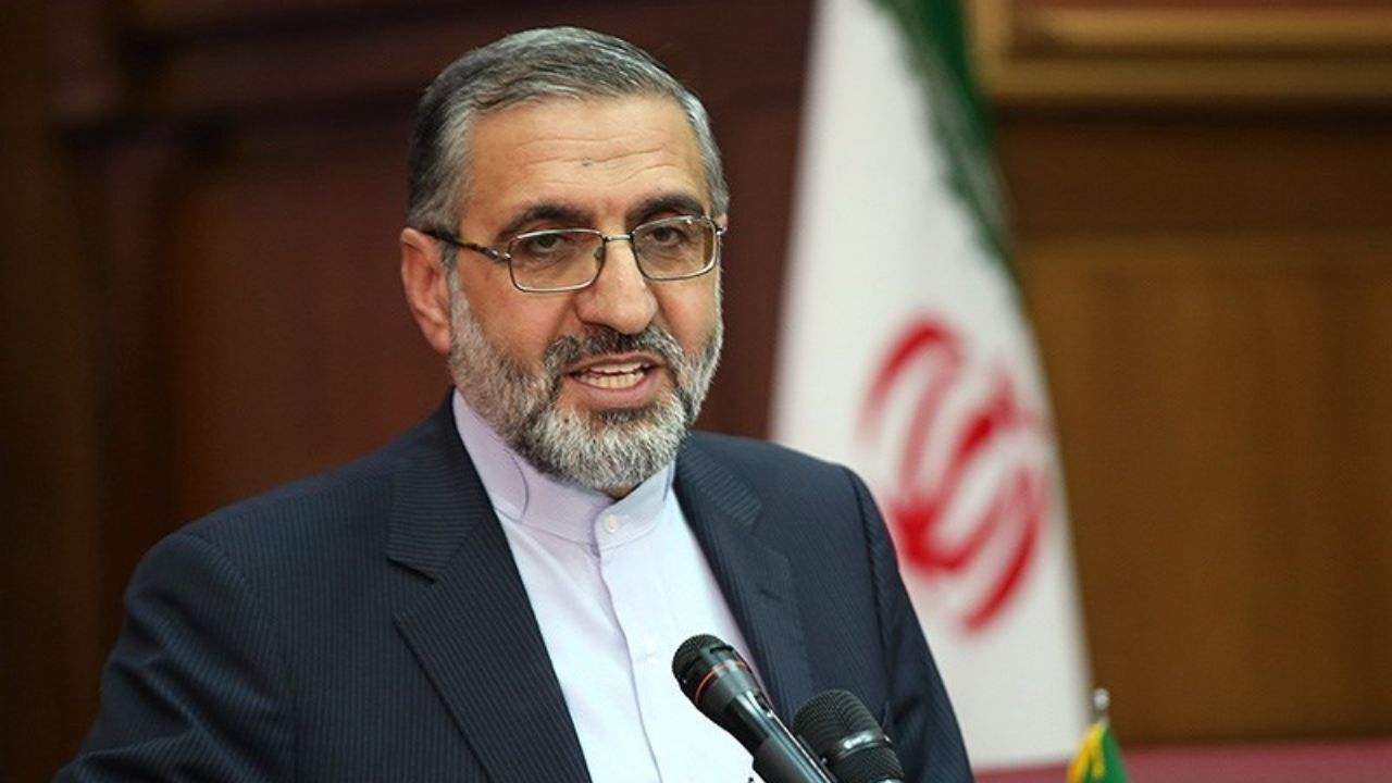 سه متهم پرونده موسوم به جاسوسی در پوشش فعالیت محیط زیستی در دادگاه حاضر شدند