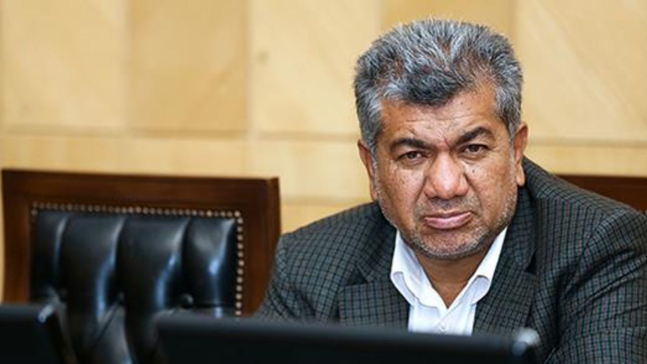 استخدام قطعی مناطق محروم منوط به 10 سال اقامت و کار در این مناطق شود/ سیاست حذف امتیاز بومی‌گزینی در آزمون‌های استخدامی در مناطق محروم اعمال نشود