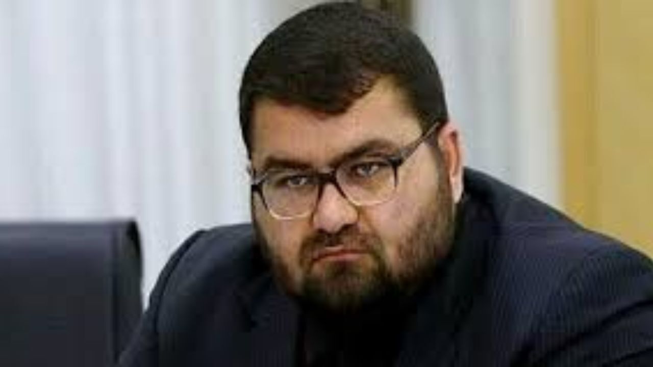 نباید در مودت و همدلی خدشه ایجاد کرد/ کشور بیش از همیشه به همدلی و وحدت نیاز دارد/ نباید در مجلس به مسائل قومیتی دامن زد