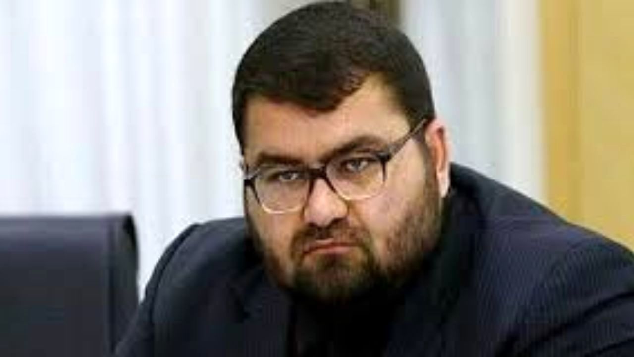 نباید در مودت و همدلی خدشه ایجاد کرد/ کشور بیش از همیشه به همدلی و وحدت نیاز دارد/ نباید در مجلس به مسائل قومیتی دامن زد