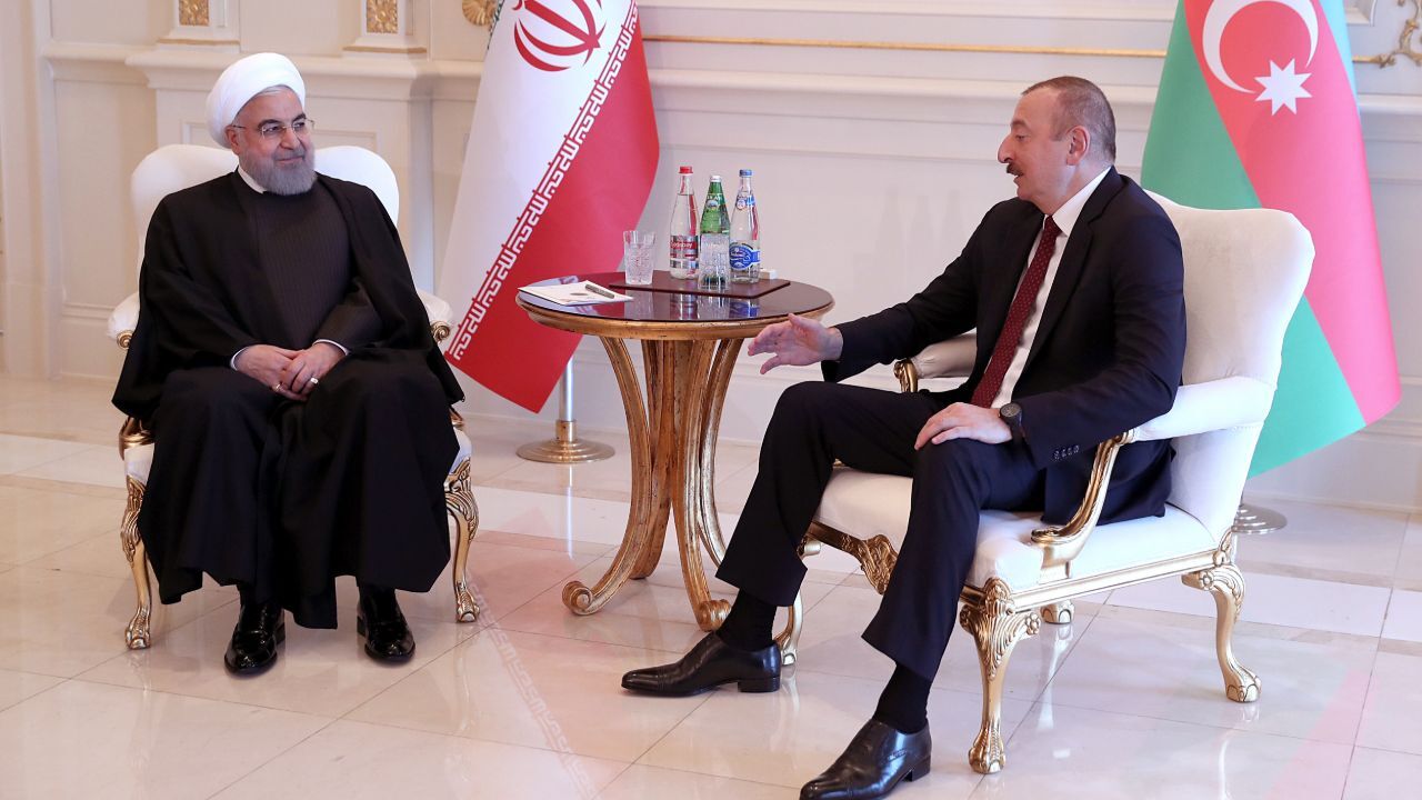توسعه روابط و همکاری های مشترک تهران – باکو به نفع دو کشور و منطقه است/ ایران آماده ساخت نیروگاه در جمهوری آذربایجان است/ تاکید بر تسریع در اجرای پروژه های مشترک