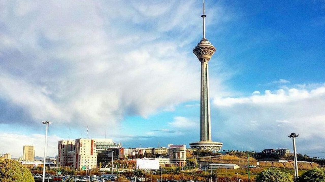 تعطیلی برج میلاد در روزهای 5 و 7 آبان