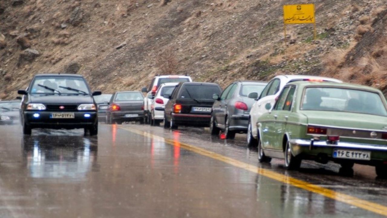 بارش باران در جاده‎‌های 7 استان/ مه گرفتگی در جاده شمال