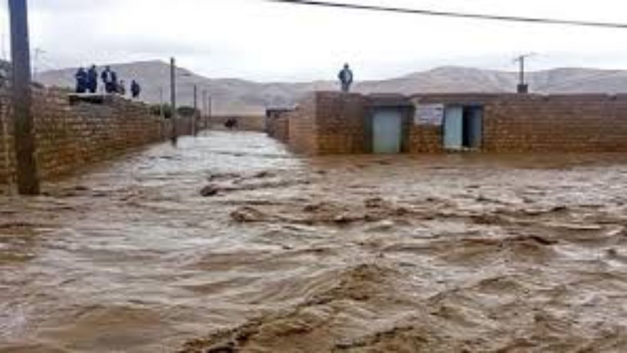 81 واحد مسکونی و تجاری در 12 استان سیل‌زده از آب تخلیه شد