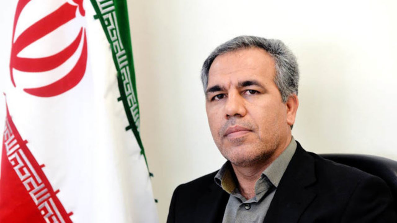 ایرج عرب برای برگزاری انتخابات آمده است