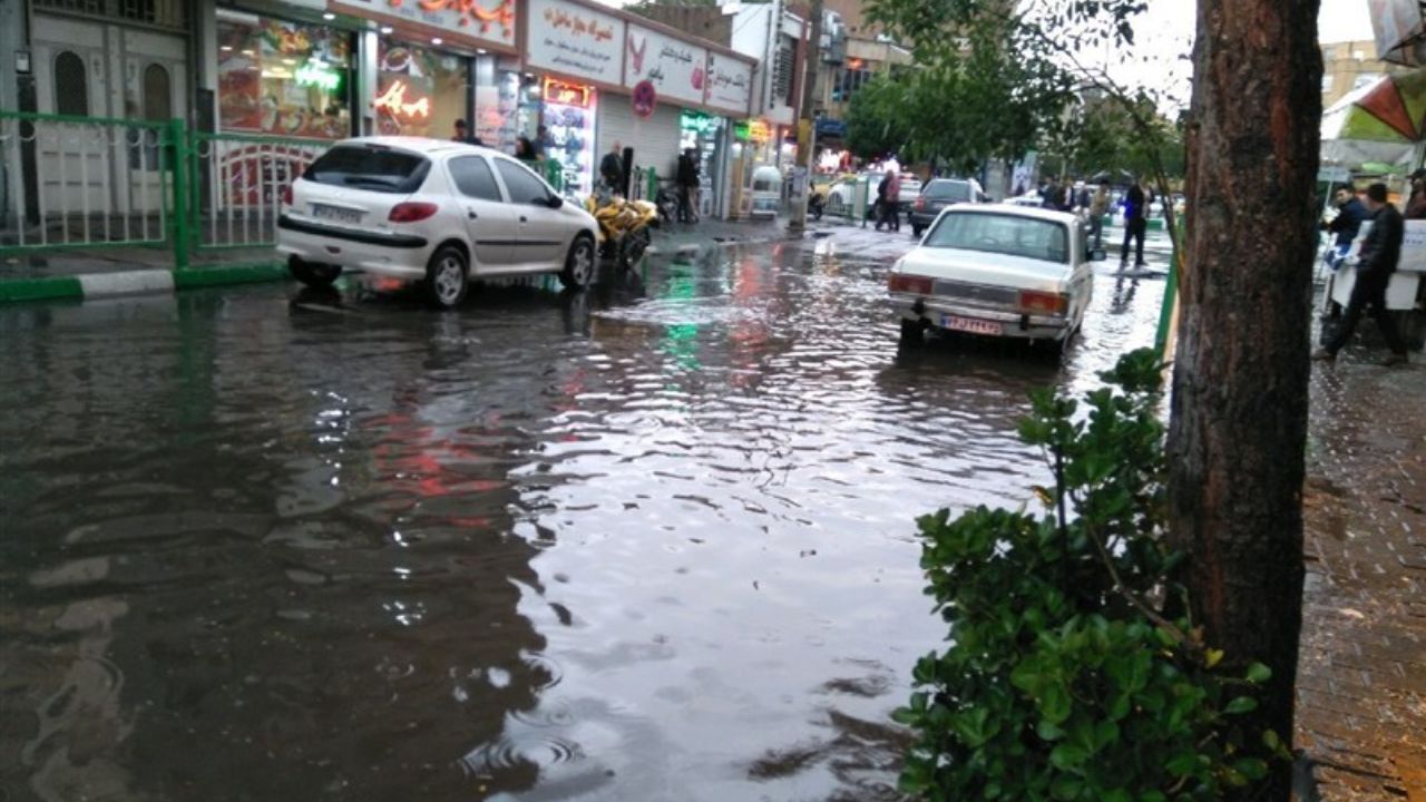 بارش شدید باران و تگرگ در بندرعباس