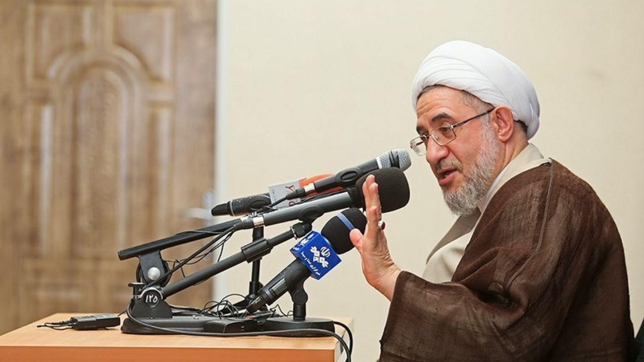بانک‌ها نباید وارد فعالیت اقتصادی شوند
